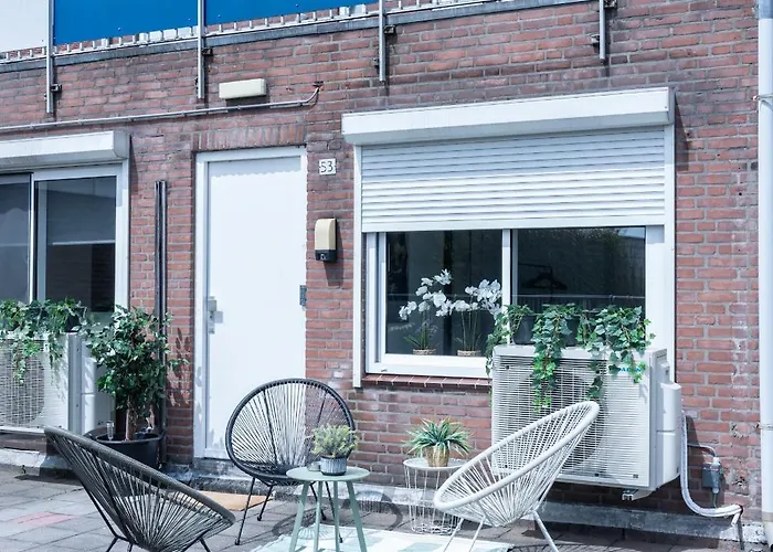 Prime Location W Wifi & Near Poppodium 013 *