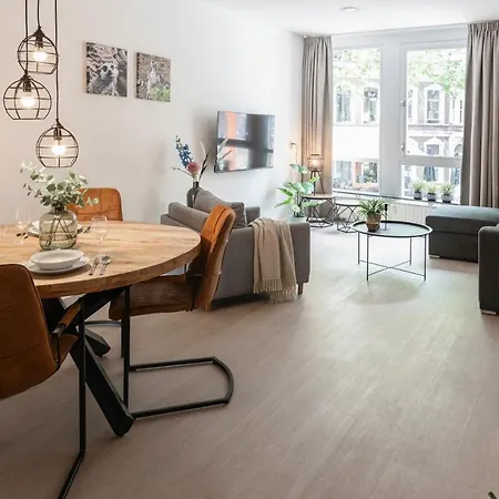 Prime Location W Wifi & Near Poppodium 013 튈뷔르흐